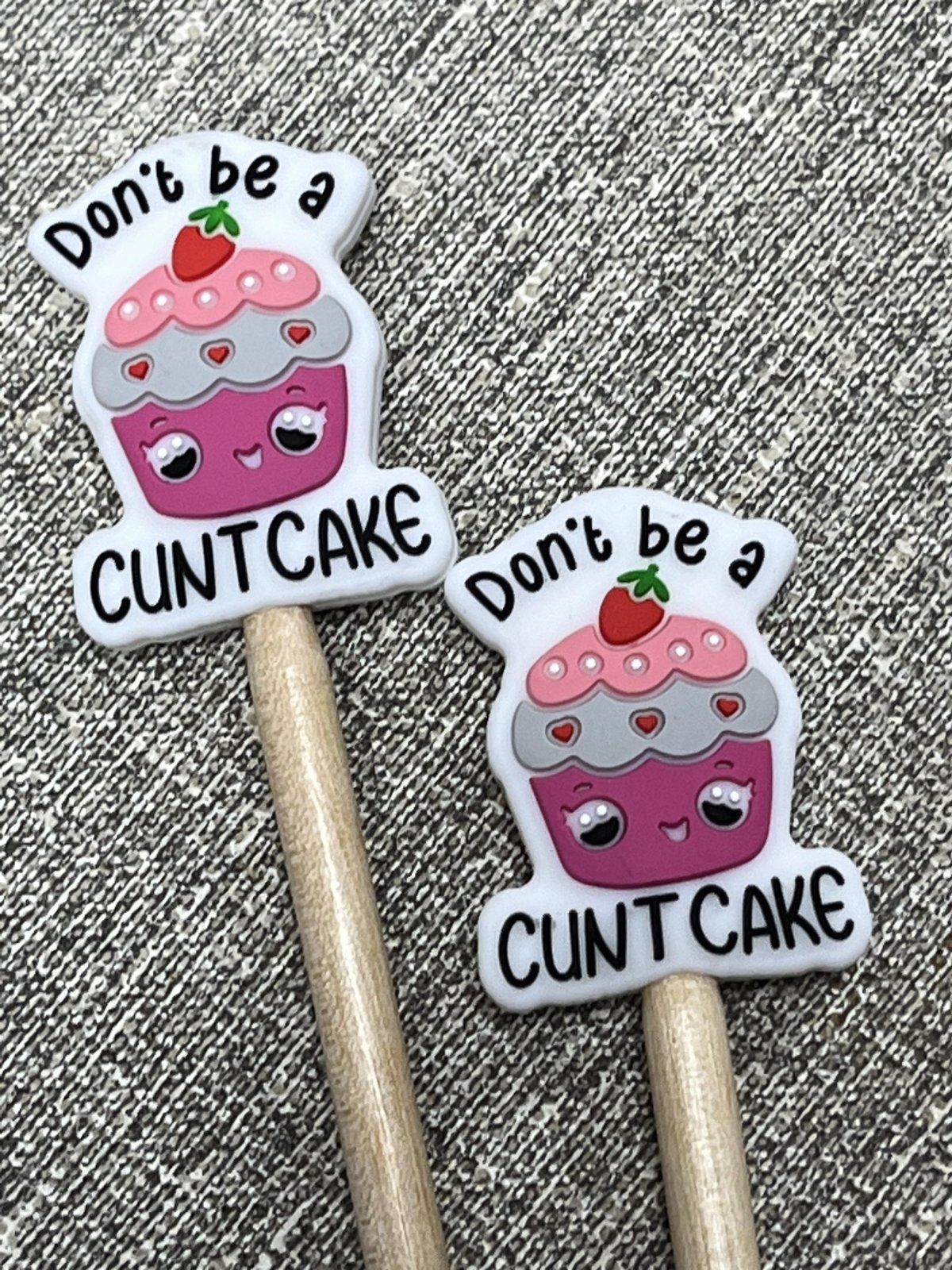 Minnie & Purl; Stitch Stoppers; Cunt Cake;