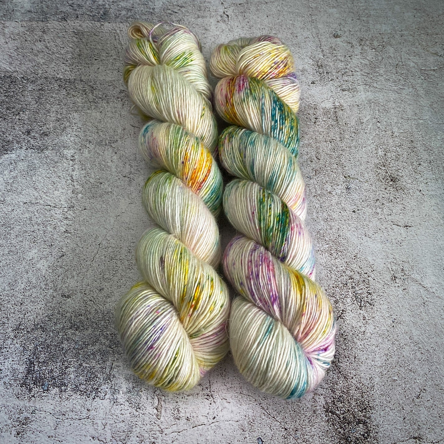 Twisted Willow Merino Linen Singles