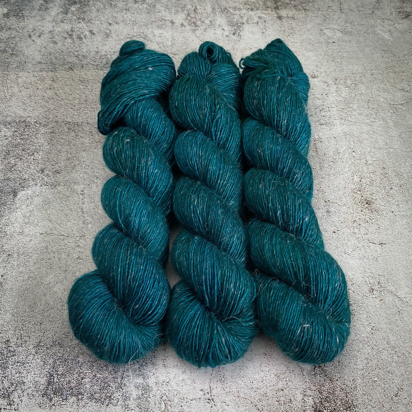 Twisted Willow Merino Linen Singles