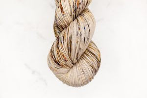 Magpie Fibers; Swanky Sock; Ghosttown