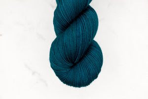 Magpie Fibers; Swanky Sock; Masquerade