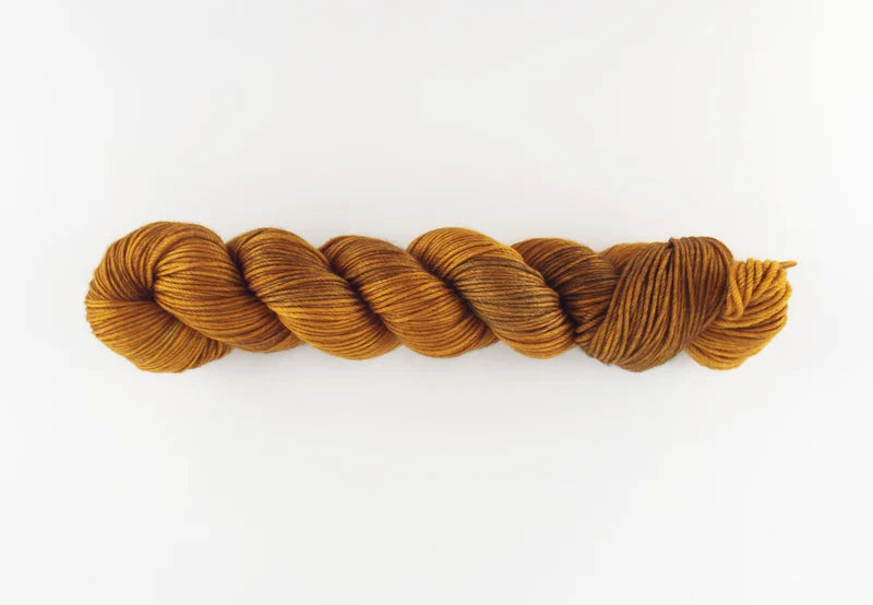 29 Bridges Yarn; plush dk; amber