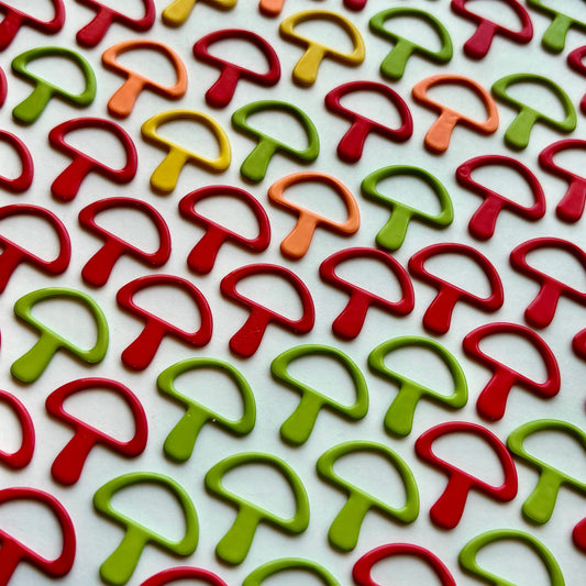Snag-Free Coated Metal Stitch Markers - Mushrooms
