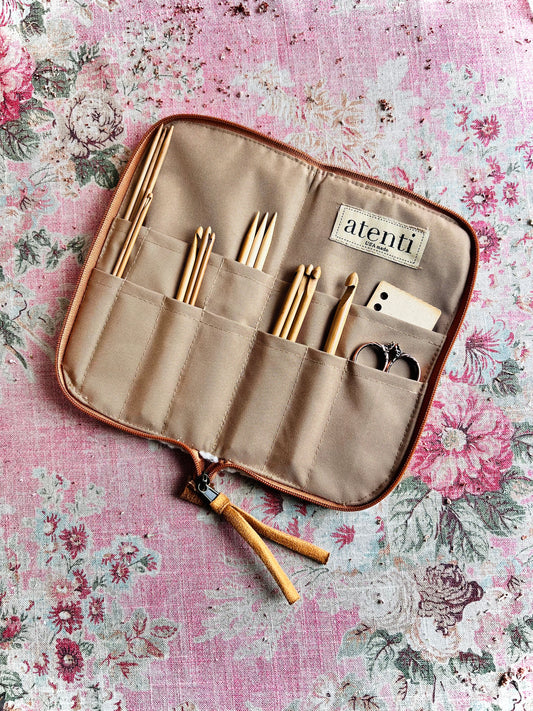 Lily Needles and Tools Case