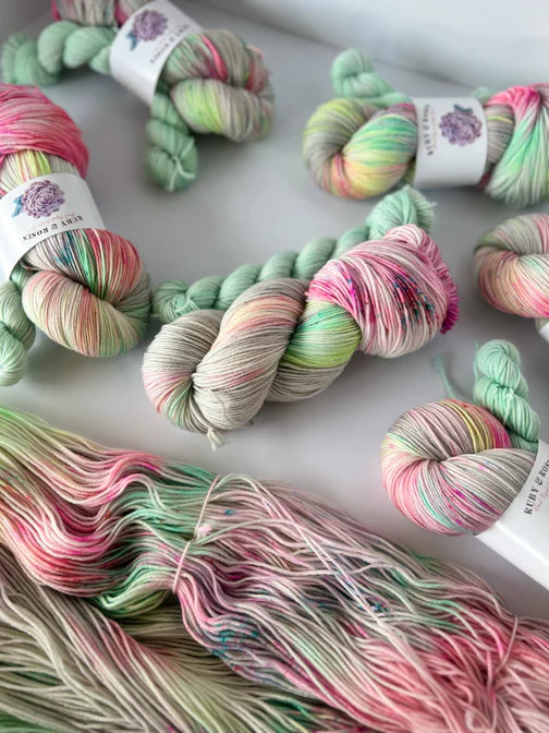 Ruby and Roses Soft Rose Sock Set