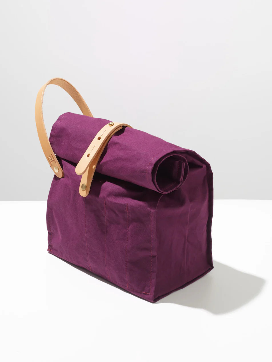 Hide Hammer; roll top bag; Berry;