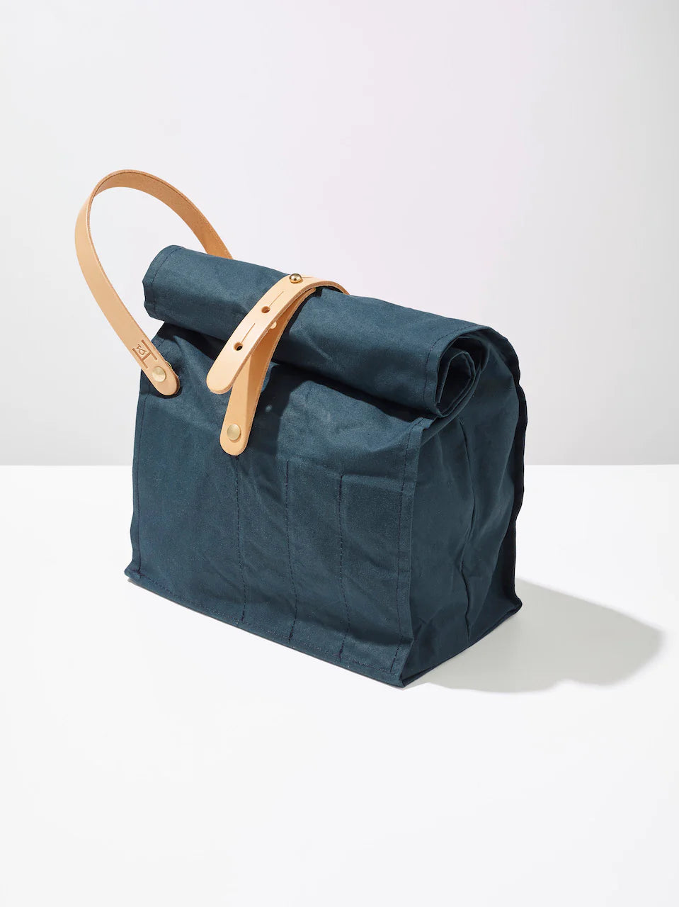 Hide Hammer; roll top bag; midnight blue;