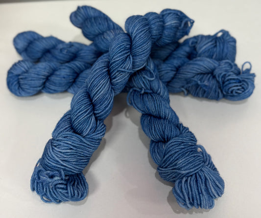 Frog It Yarns Minis