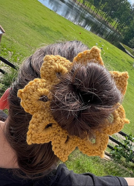 Summer Bun Accessory March 29th, 2025 (Crochet)