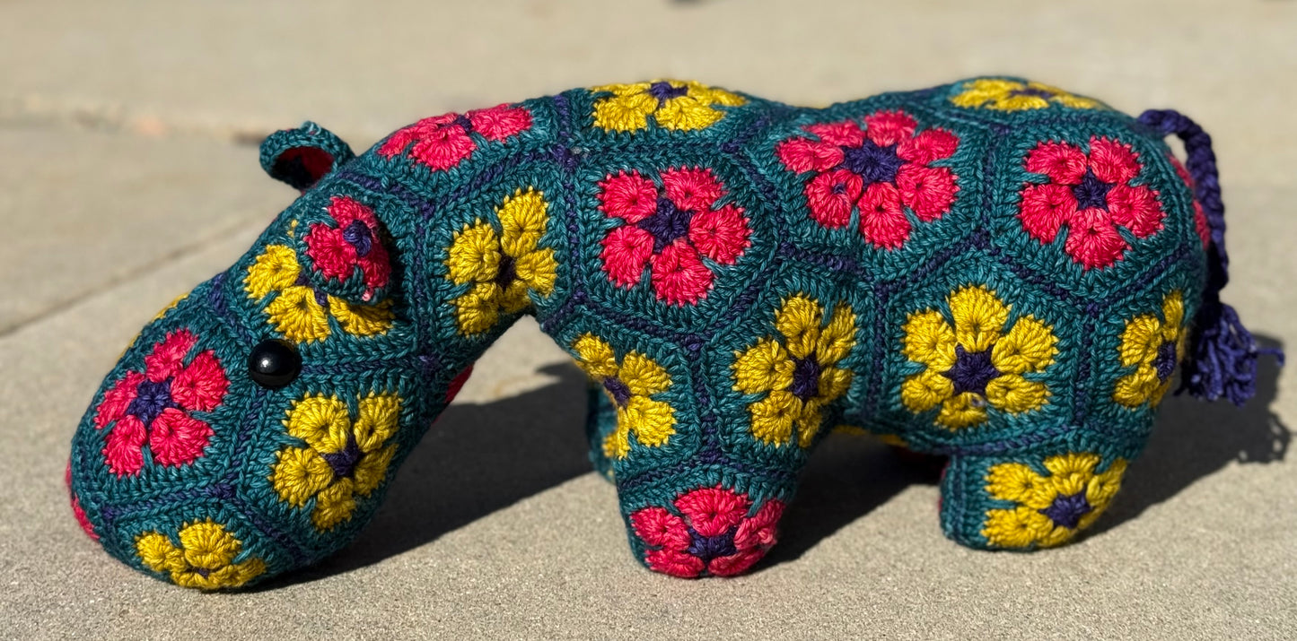 Hexagon; crochet; hippopotamus; rios;malabrigo;