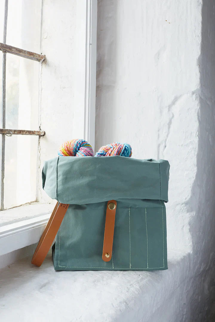 Hide Hammer; roll top bag; sage green;